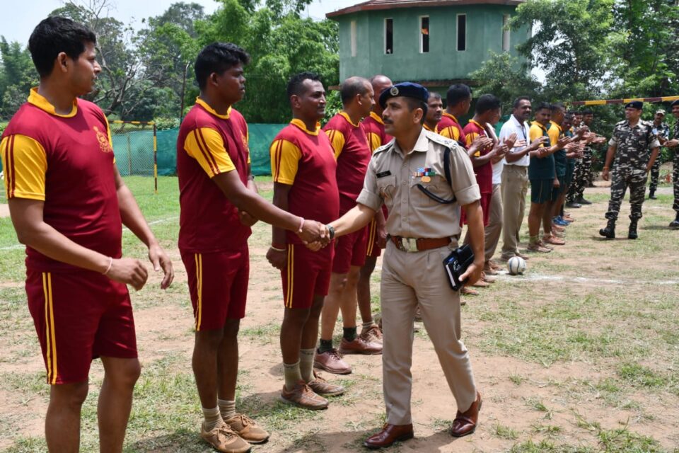 राँची:“राष्ट्रीय खेल दिवस”  के अवसर पर एस.एस.बी.ने किया विभिन्न खेलों का आयोजन…