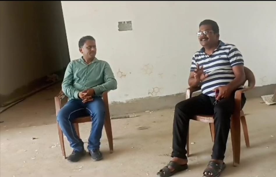 सरायकेला:ऐतिहासिक एसएफसी मैदान स्थित बिरसा मुंडा स्टेडियम के मरम्मती कार्य को सुचारू करने की मांग… – Vananchal 24TV Live – वनांचल 24TV लाइव