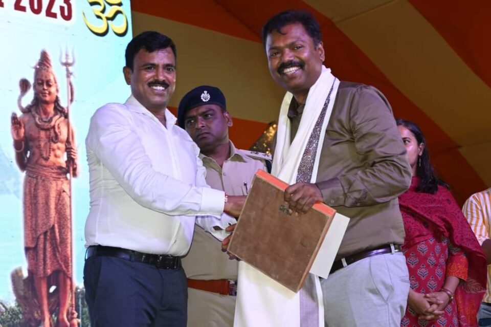 दुमका राजकीय श्रावणी मेला 2023 का विधिवत रूप से समापन… – Vananchal 24TV Live – वनांचल 24TV लाइव