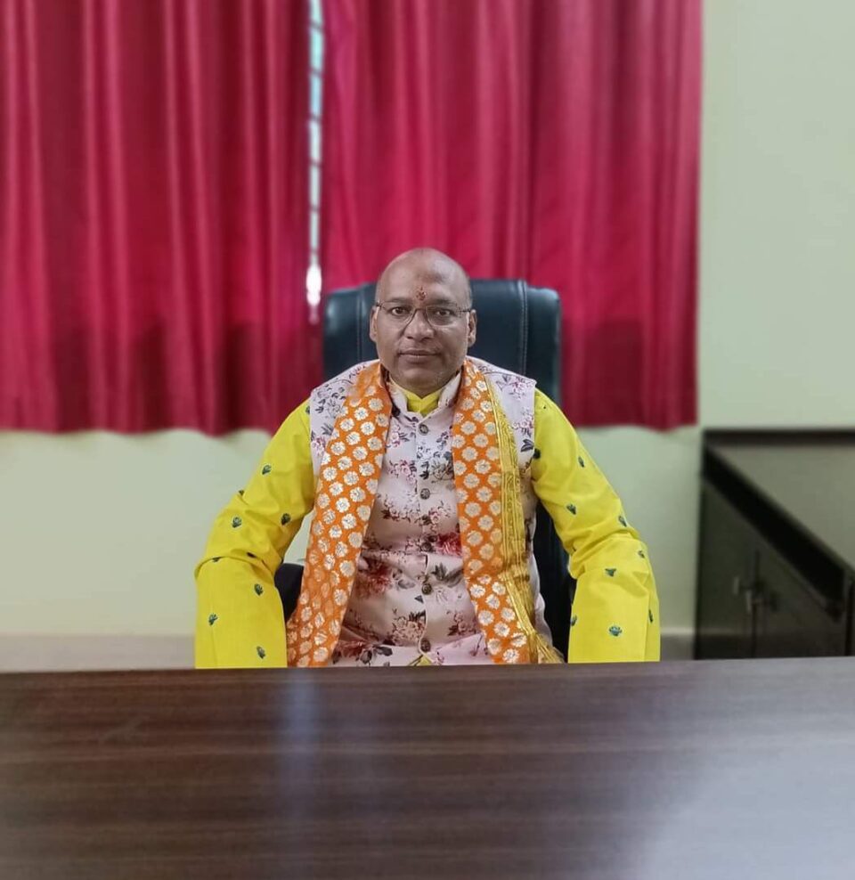 सरायकेला:वजूद खोती विश्व प्रसिद्ध छऊ कला चंद लोगों की मुट्ठी में कैद हुई – मनोज चौधरी… – Vananchal 24TV Live – वनांचल 24TV लाइव