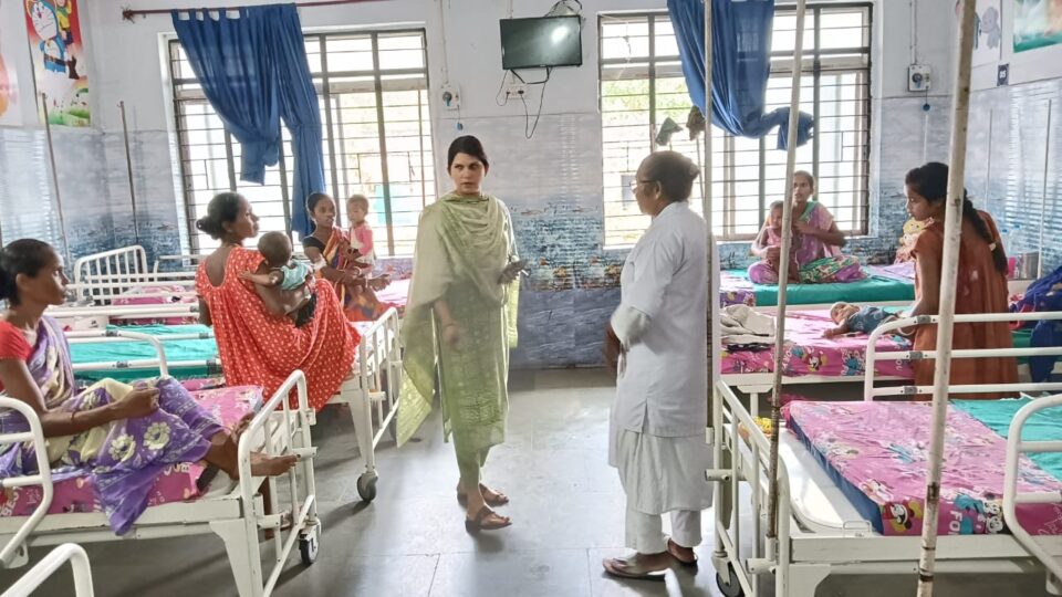 सरायकेला:जिला समाज कल्याण पदाधिकारी ने सदर अस्पताल स्थित एमटीसी का किया निरीक्षण; दिए आवश्यक दिशा निर्देश… – Vananchal 24TV Live – वनांचल 24TV लाइव