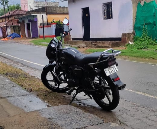 सदर अस्पताल के पार्किंग से बाइक चोरी होने की शिकायत सरायकेला थाने में दर्ज कराई… – Vananchal 24TV Live – वनांचल 24TV लाइव
