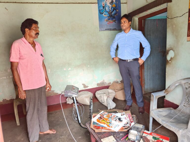 सरायकेला:पंचिंग लेकर खाद्यान्न वितरण नहीं करने के आरोप को सही पाए जाने पर जिला आपूर्ति पदाधिकारी ने पीडीएस डीलर के लाइसेंस को किया सस्पेंड… – Vananchal 24TV Live – वनांचल 24TV लाइव