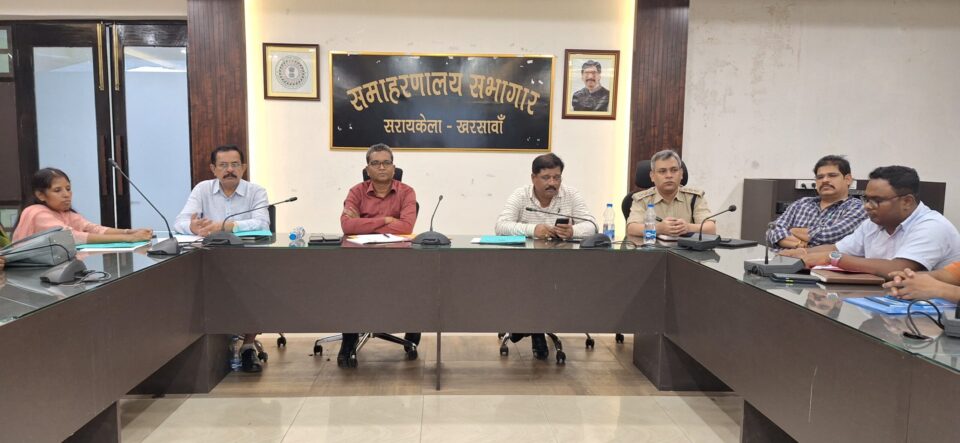 यातायात नियमों के उल्लंघन, ओवर स्पीडिंग तथा अवैध पार्किंग पर कड़ी कार्रवाई करने के दिए गए निर्देश. – Vananchal 24TV Live – वनांचल 24TV लाइव