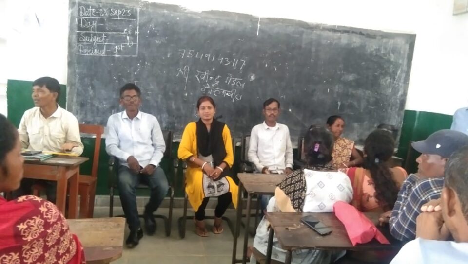 एनआर डिस्ट्रिक्ट सीएम स्कूल ऑफ़ एक्सीलेंस सरायकेला के विद्यालय प्रबंधन एवं विकास समिति का हुआ गठन; मंगल सिंह हेंब्रम बने अध्यक्ष… – Vananchal 24TV Live – वनांचल 24TV लाइव