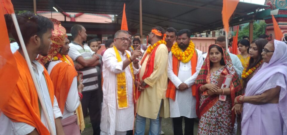 सरायकेला:शौर्य जागरण यात्रा सह धर्म सभा रथ के जिला पहुंचने पर हुआ भव्य स्वागत…