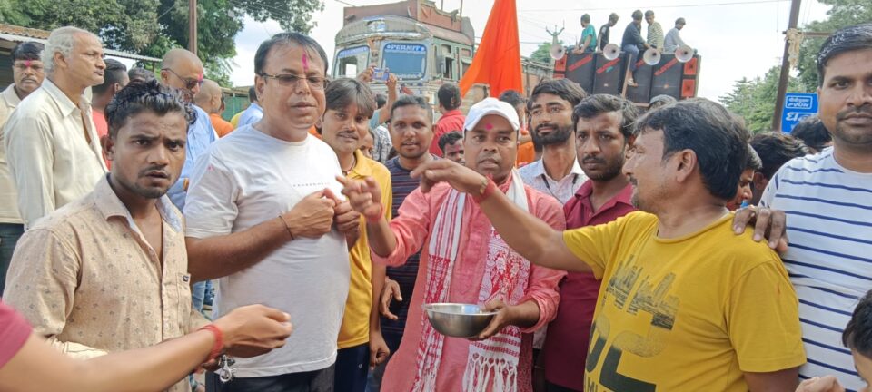 अयोध्या मंदिर से जन जागरण पहुंचा पतरातू जबरदस्त स्वागत…
