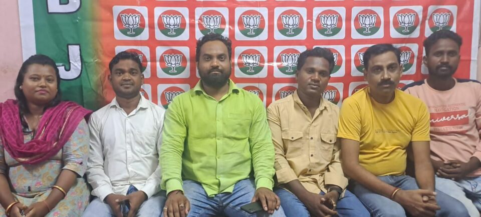 संकल्प यात्रा में भाजपा गम्हरिया प्रखंड पूर्वी के प्रत्येक बूथ से हजारों की संख्या में राजनगर पहुंचेंगे कार्यकर्ता… – Vananchal 24TV Live – वनांचल 24TV लाइव