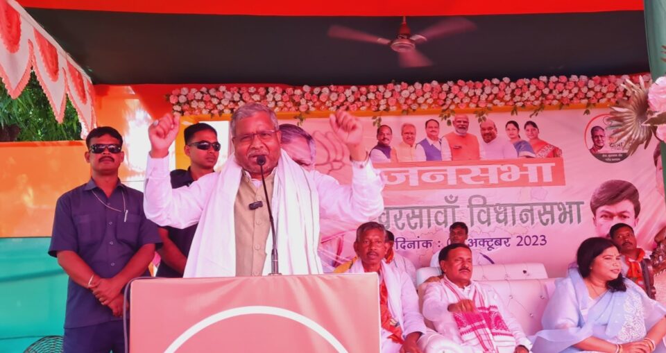 सरायकेला:आप सही हैं तो फिर इडी से क्यों भागते फिर रहे हैं सीएम साहब: मरांडी…