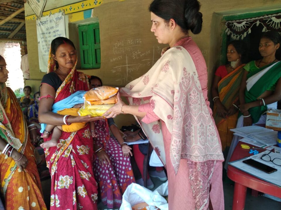 सरायकेला:डीएसडब्ल्यूओ ने विभिन्न आंगनबाड़ी केंद्रों का निरीक्षण कर दिए आवश्यक दिशा निर्देश… – Vananchal 24TV Live – वनांचल 24TV लाइव