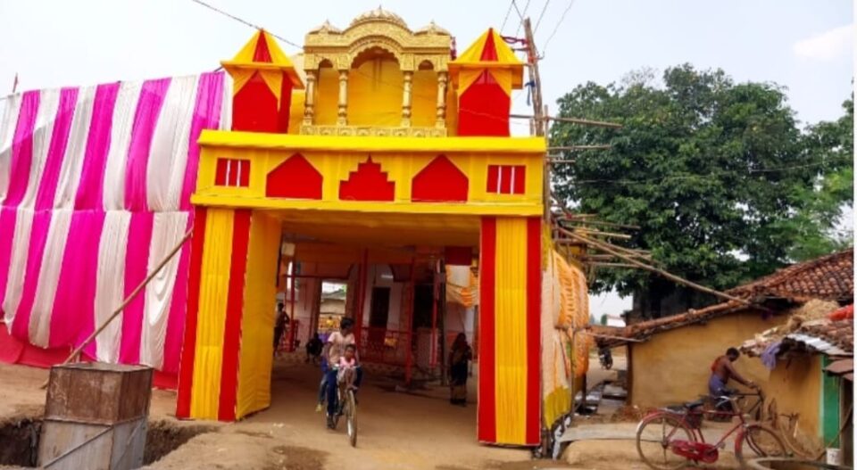 नोनीहाट के नोनीगांव स्थित सार्वजनिक दुर्गा पूजा मां का दरबार सजाने का कार्य प्रारंभ…. – Vananchal 24TV Live – वनांचल 24TV लाइव