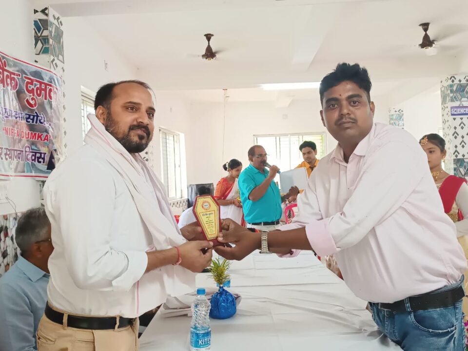 रोटी बैंक दुमका द्वारा प्रथम वार्षिक उत्सव सम्मान समारोह का आयोजन किया गया… – Vananchal 24TV Live – वनांचल 24TV लाइव