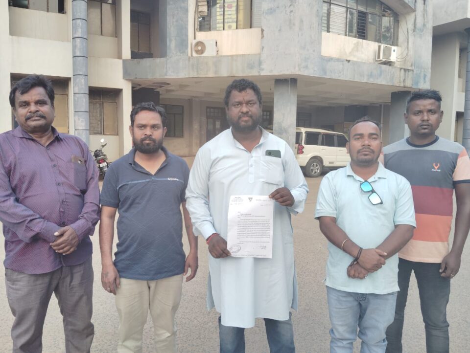 सरायकेला:भाजपा नेता रमेश हांसदा ने उपायुक्त को मांग पत्र सौंप कर आदित्यपुर मांझी टोला खड़काई नदी में रिजर्वायर डैम बनाने की मांग की… – Vananchal 24TV Live – वनांचल 24TV लाइव
