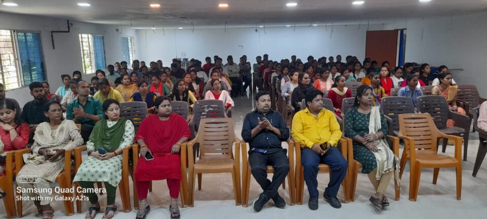 सरायकेला:मनाई गई लौह पुरुष सरदार वल्लभभाई पटेल की जयंती…