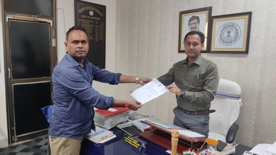 मांडू / रामगढ़:विधायक प्रतिनिधि संजय मिले मनीष हुई मुलाकात सह किया गया आभार व्यक्त… – Vananchal 24TV Live – वनांचल 24TV लाइव