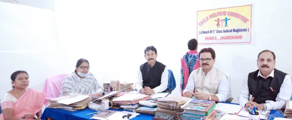 दुमका:मसलिया के पूर्व प्रमुख के संरक्षण में किशोरी का करवाया जा रहा इलाज… – Vananchal 24TV Live – वनांचल 24TV लाइव