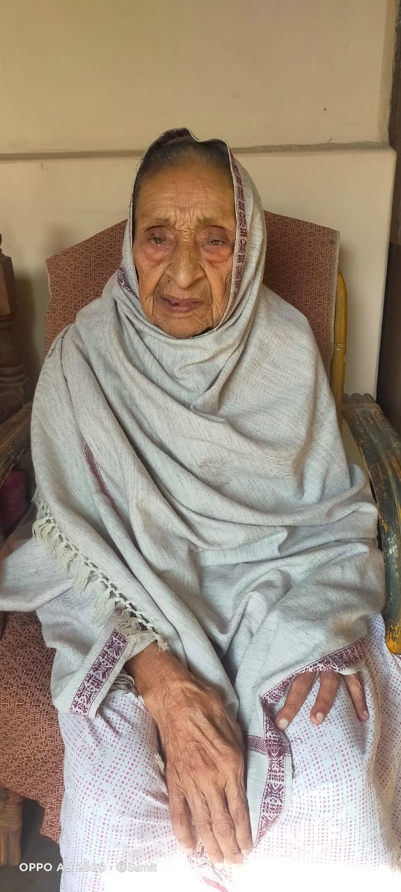 सरायकेला:छऊ मुखौटा निर्माता गुरु सुशांत कुमार महापात्र की माता का 103 वर्ष की आयु में हुआ निधन; शोकाकुल हुआ माहौल…